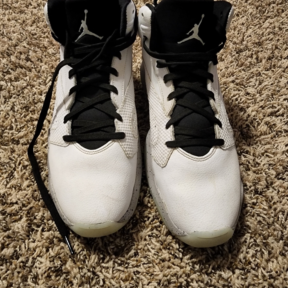 Mens Jordan size 9.5